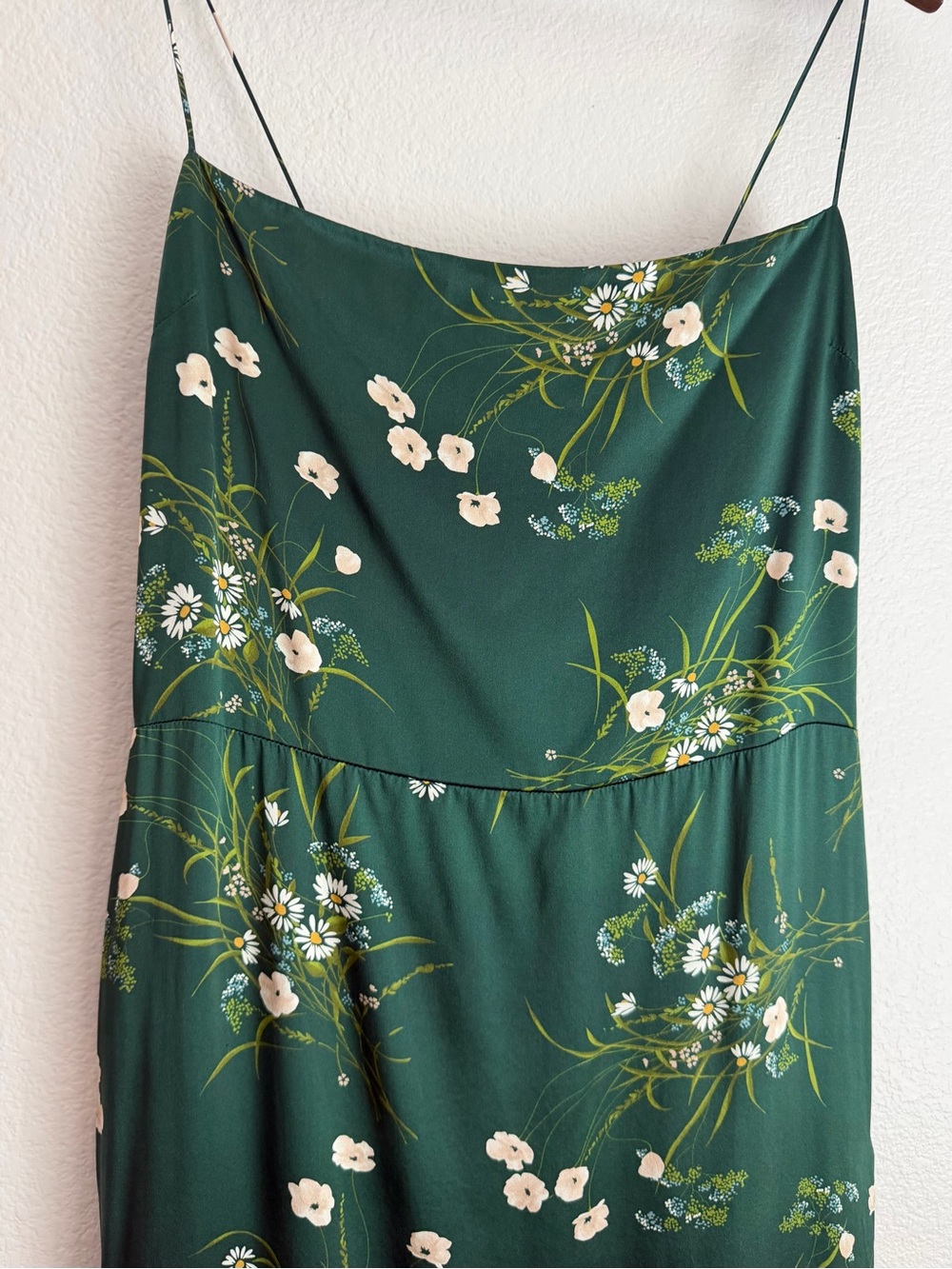 Reformation Frankie Silk Dress in Buena Size 12 - Picture 8 of 8